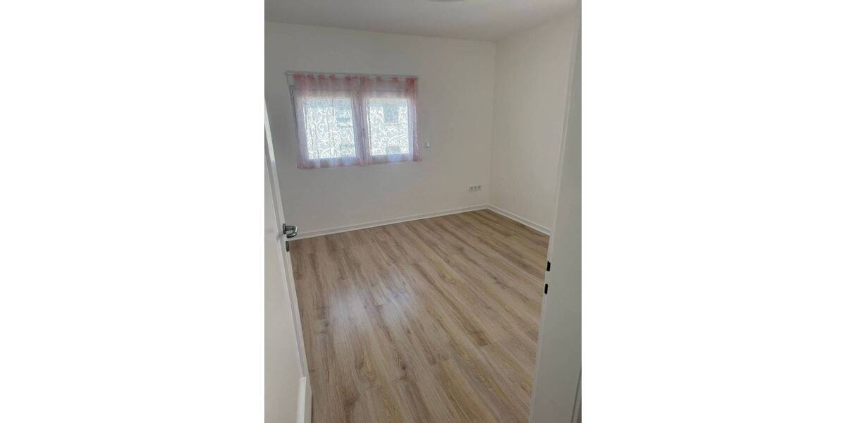 Einfamilienhaus Flörsheim Flörsheim - 4 Zimmer, 100 m&sup2;, 1.890&euro; | Angebot:26419950
