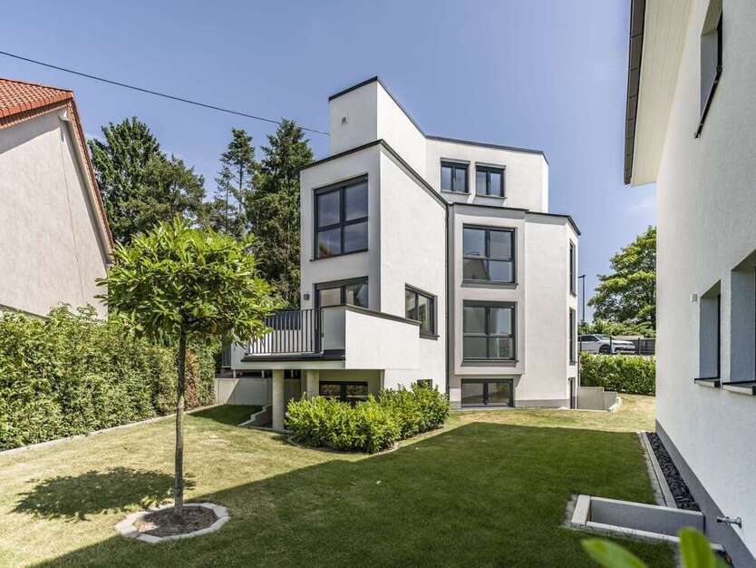 Haus zum Mieten in Taunusstein 2.800 € 194.86 m²
