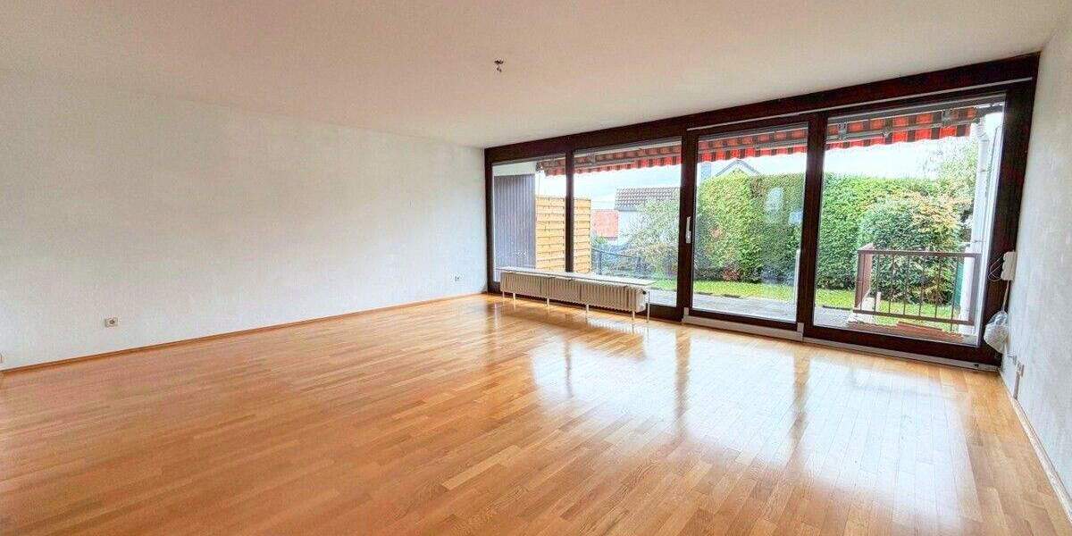 Reihenmittelhaus Kronberg im Taunus / Oberhöchstadt Taunus Oberhöchstadt - 5 Zimmer, 140 m&sup2;, 580.000&euro; | Angebot:25686318