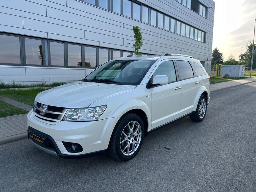 Fiat Freemont 148.000 km 8.900 € Frankfurt 60326