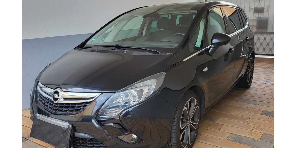 Opel Zafira Tourer 179.000 km 7.700 &euro; Kiedrich 65399