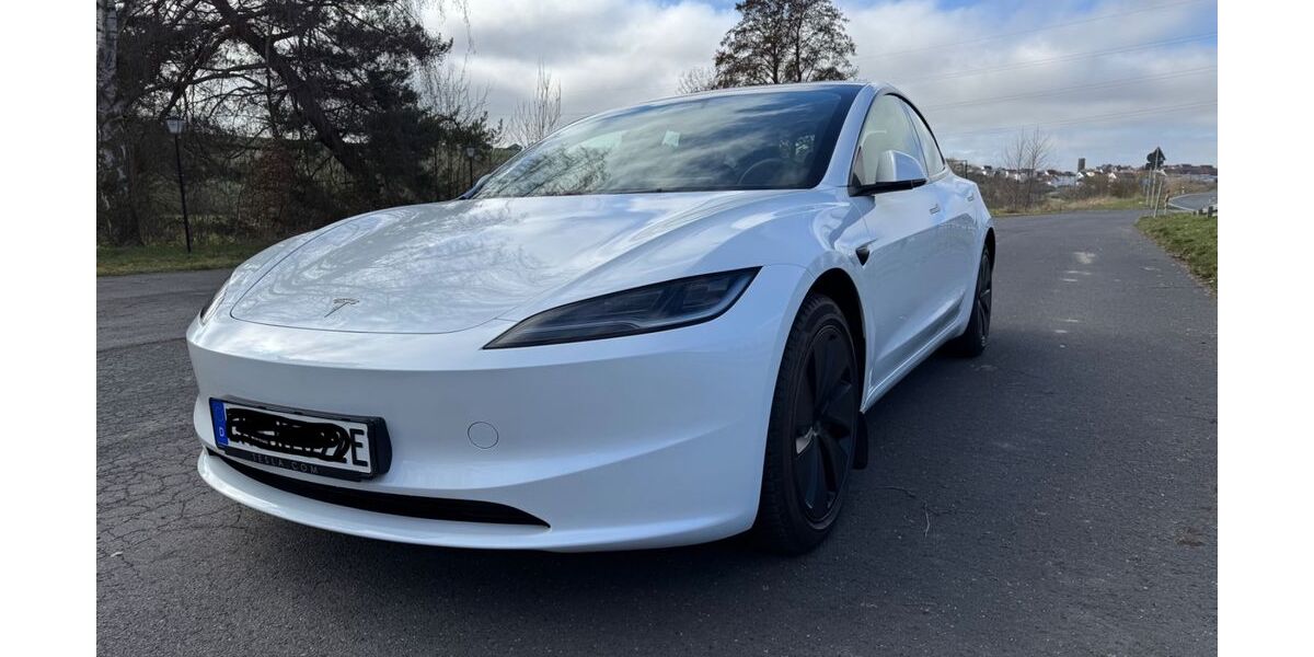 Tesla Model 3 24.000 km 32.900 &euro; Bad Camberg 65520