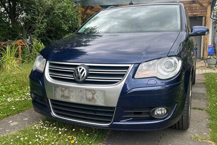 VW Touran 263.650 km 5.399 &euro; Mainz-Kostheim 55246
