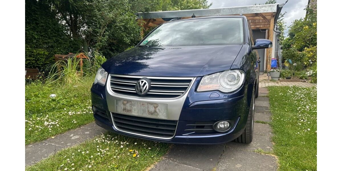 VW Touran 263.650 km 5.399 &euro; Mainz-Kostheim 55246