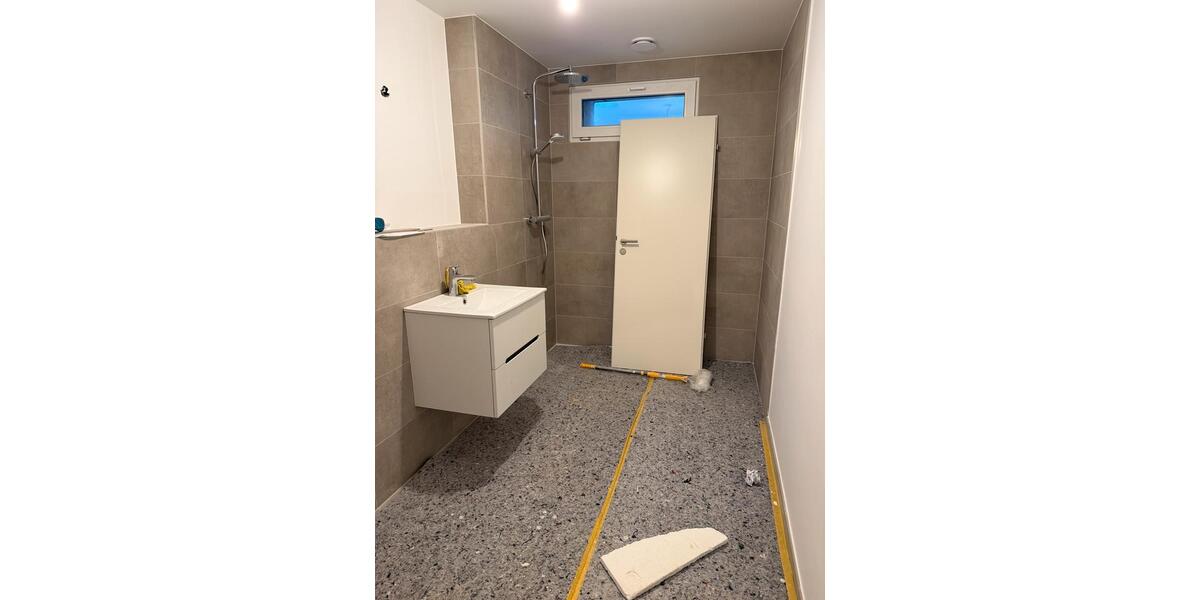 Erdgeschoßwohnung Bad Schwalbach - 4 Zimmer, 100 m&sup2;, 1.450&euro; | Angebot:26045044