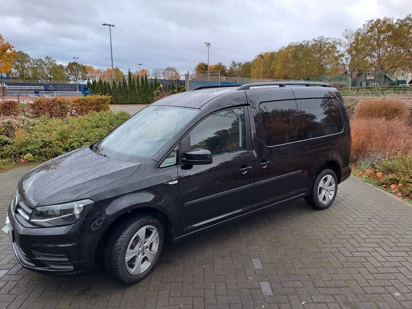 VW Caddy Maxi 81.000 km 22.950 € Frankfurt am Main 65929