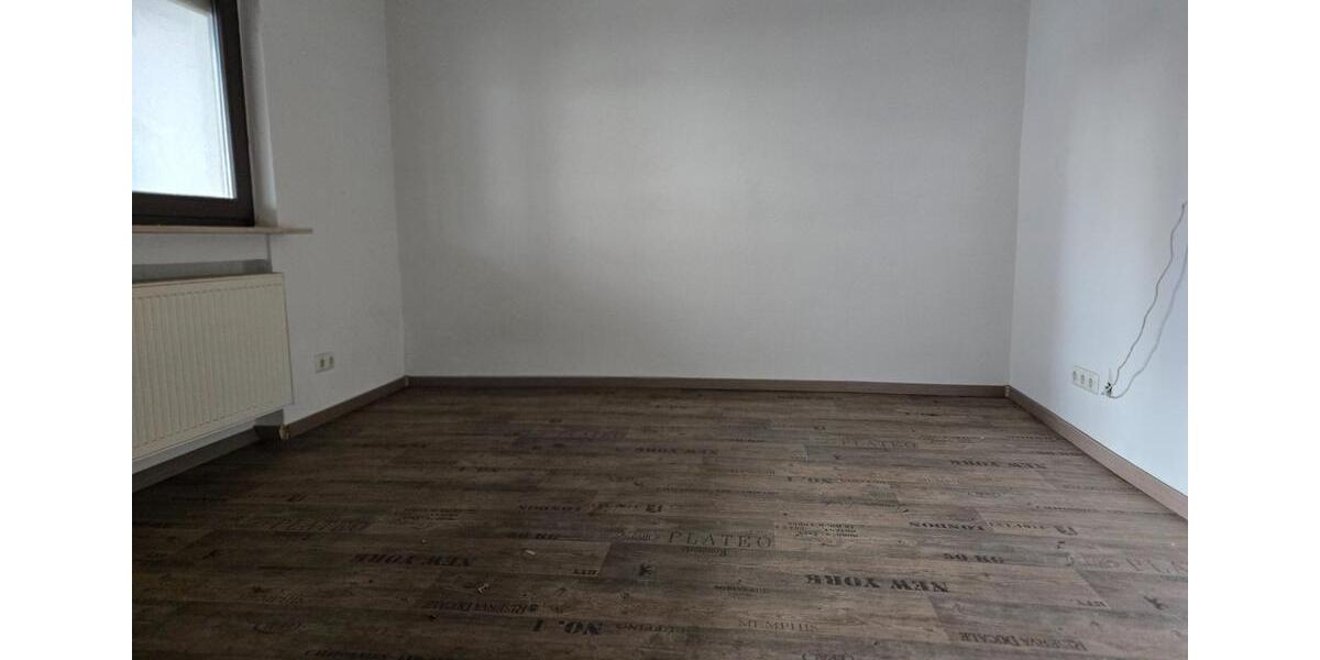 Einfamilienhaus Raunheim - 5 Zimmer, 130 m&sup2;, 2.500&euro; | Angebot:25436713