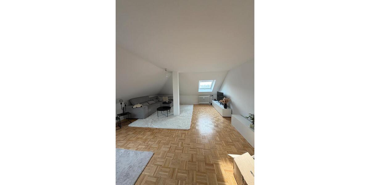 Helle 3-Zimmer-Dachgeschosswohnung in 65830 Kriftel zimmer