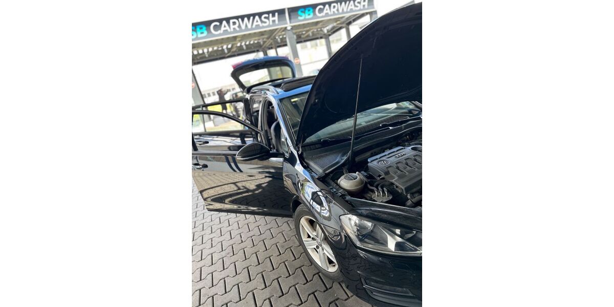 VW Golf 211.000 km 8.750 &euro; Wiesbaden 65205