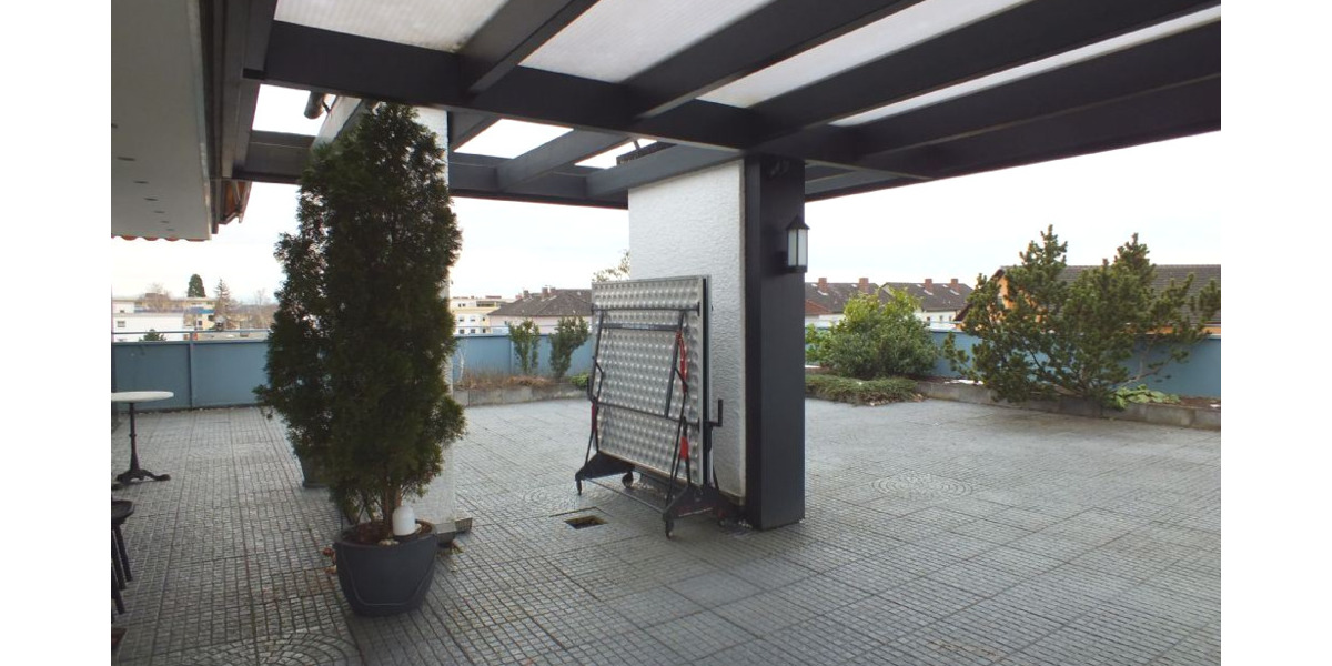 Penthouse mitten in Nauheim mit ca. 135m² Wohnfläche und 185m² Terrasse inkl. Garage - Einfamilienhaus Nauheim | Angebot:24610051