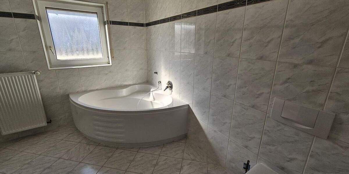 Mehrfamilienhaus, Wohnhaus Hohenstein Breithardt - 4 Zimmer, 140 m&sup2;, 1.250&euro; | Angebot:24565862