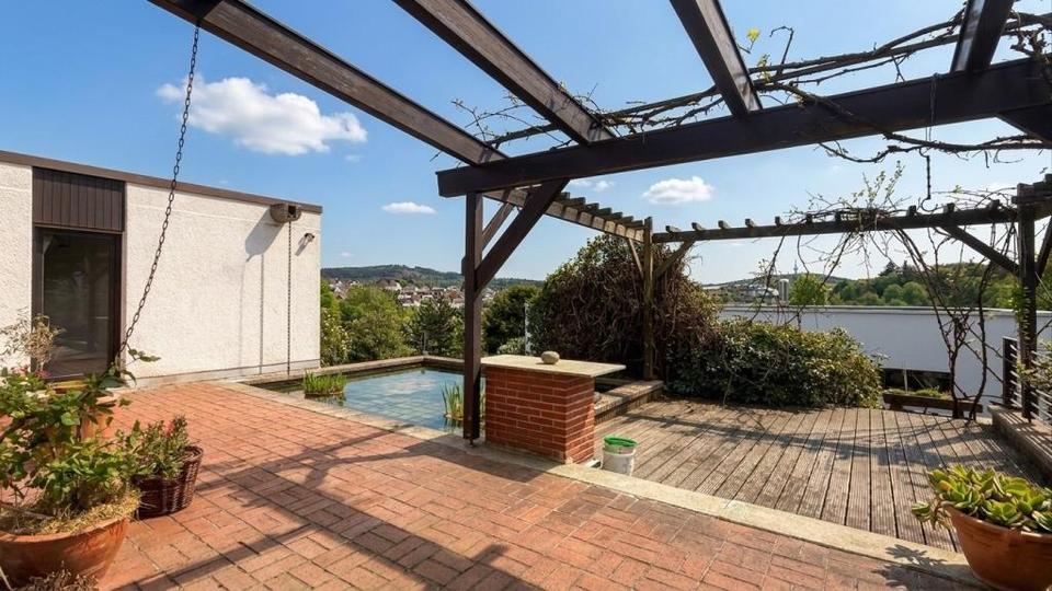 Einfamilienhaus Glashütten - 9 Zimmer, 306 m&sup2;, 2.900&euro; | Angebot:26562046
