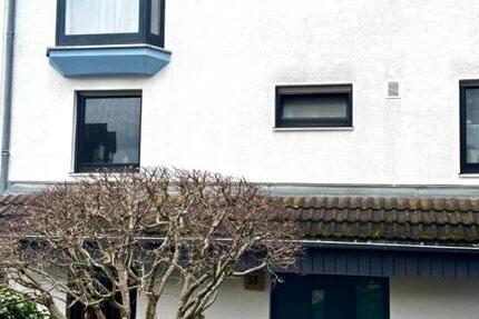 Haus Wiesbaden Bierstadt - 6 Zimmer, 180 m&sup2;, 670.000&euro; | Angebot:25935455