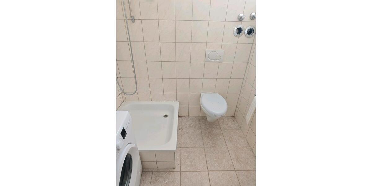 Etagenwohnung Wiesbaden Mainz-Kastel - 1 Zimmer, 36 m&sup2;, 650&euro; | Angebot:26612045