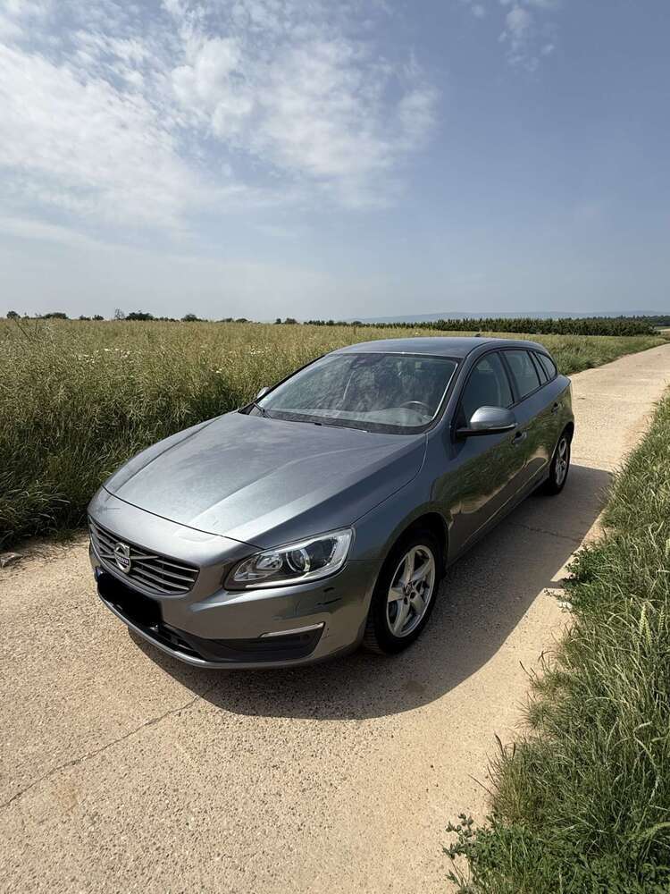 V60
