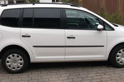 VW Touran 241.000 km 3.800 &euro; Eppstein 65817