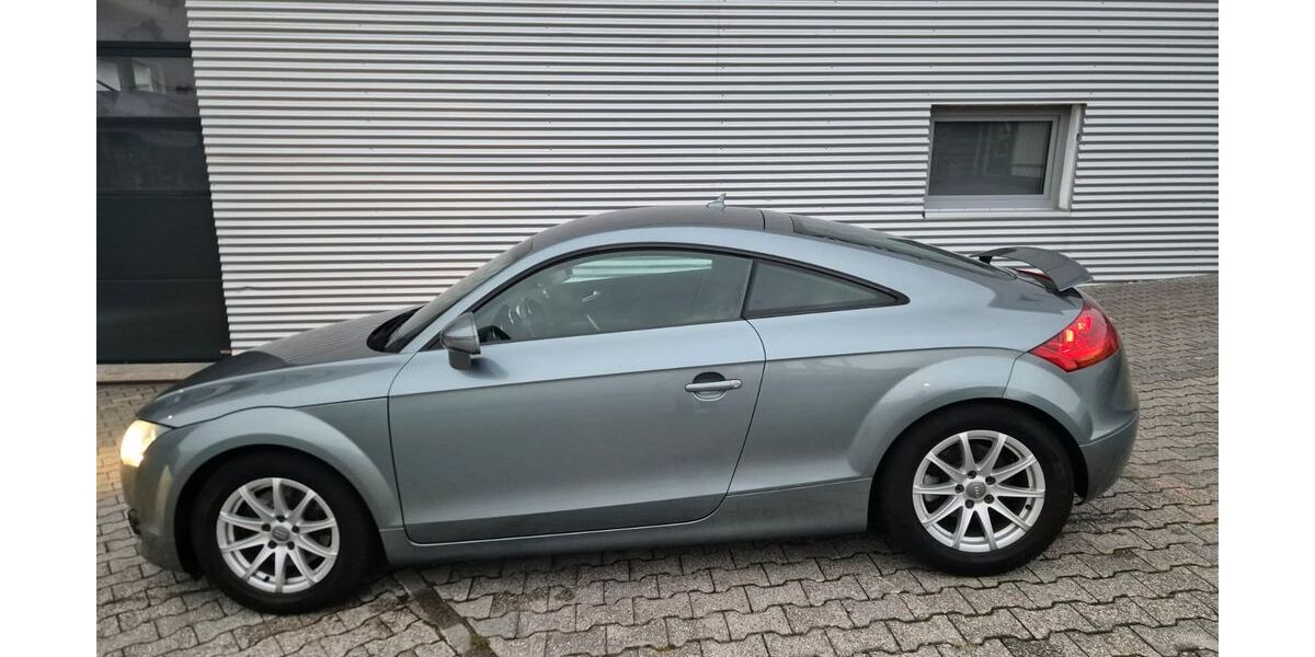 Audi TT 105.000 km 9.300 &euro; Taunusstein 65232
