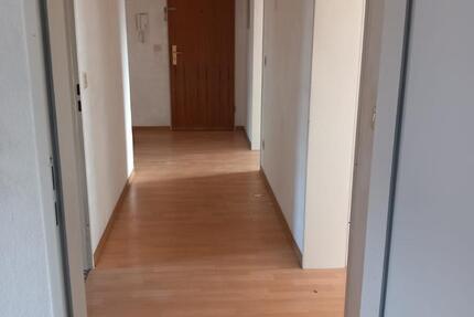3 Zimmer-Wohnung mit Balkon - Bad Camberg 3 zimmer