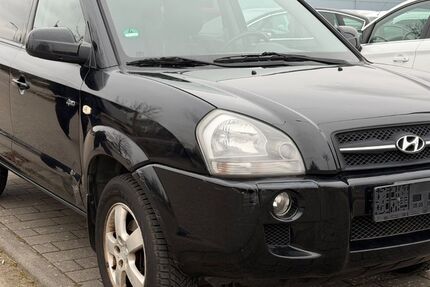 Hyundai TUCSON 208.213 km 3.950 &euro; Mainz - Mombach 55120