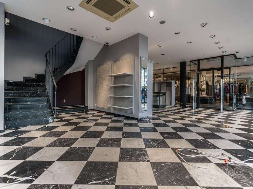 Einzelhandel in Wiesbaden 7.900 € 505 m²