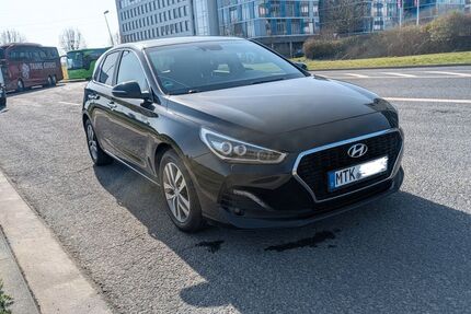 Hyundai i30 53.000 km 15.999 &euro; Königstein 61462