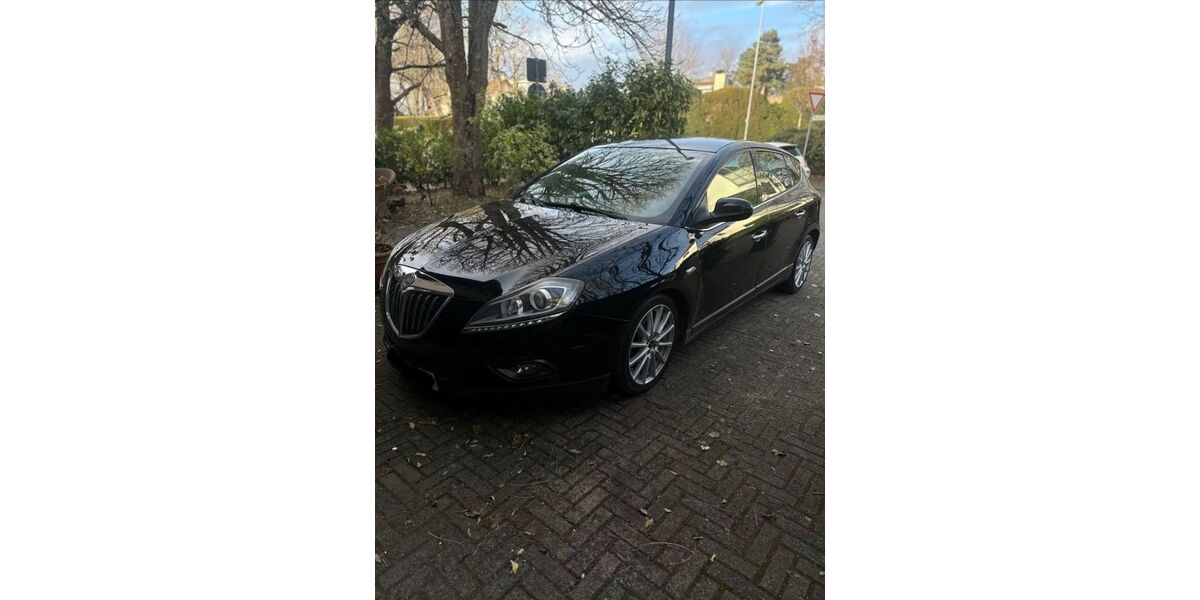 Lancia Delta 192.500 km 2.150 &euro; Kronberg 61476