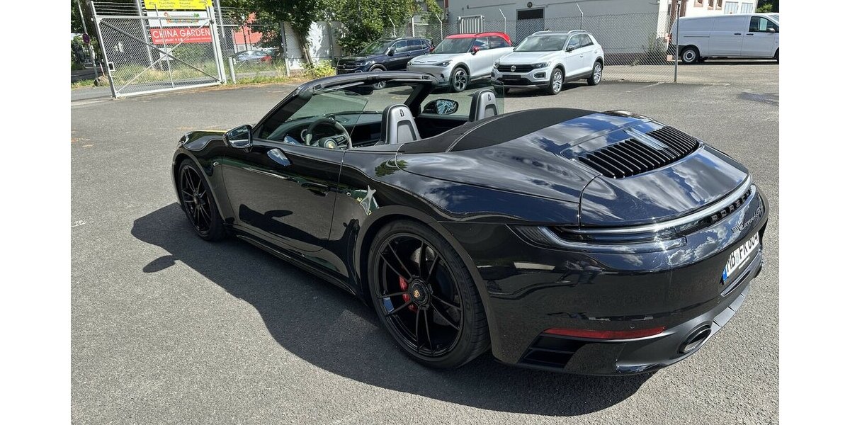Porsche 911 Carrera 4 GTS Cabriolet 11.803 km 159.460 &euro; Mainz 55122