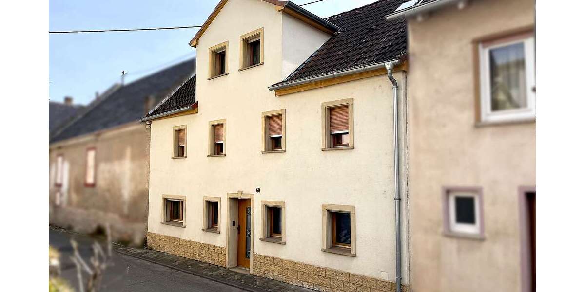 Einfamilienhaus Nierstein-Schwabsburg Schwabsburg - 8 Zimmer, 180 m&sup2;, 298.000&euro; | Angebot:25085363