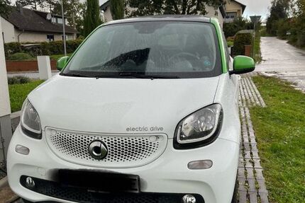 Smart ForFour 64.000 km 8.300 € Horrweiler 55457