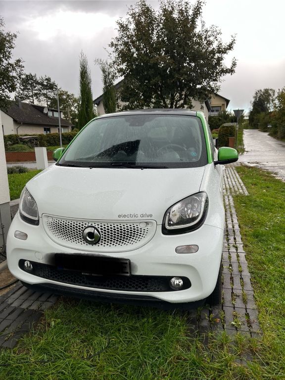 Smart ForFour 64.000 km 8.300 € Horrweiler 55457