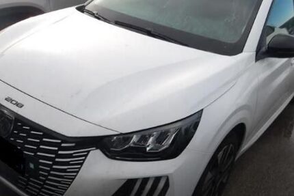 Peugeot 208 11.796 km 19.480 &euro; Rüsselsheim 65428