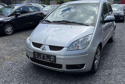 Mitsubishi Colt 111.000 km 2.799 &euro; Wiesbaden 65197
