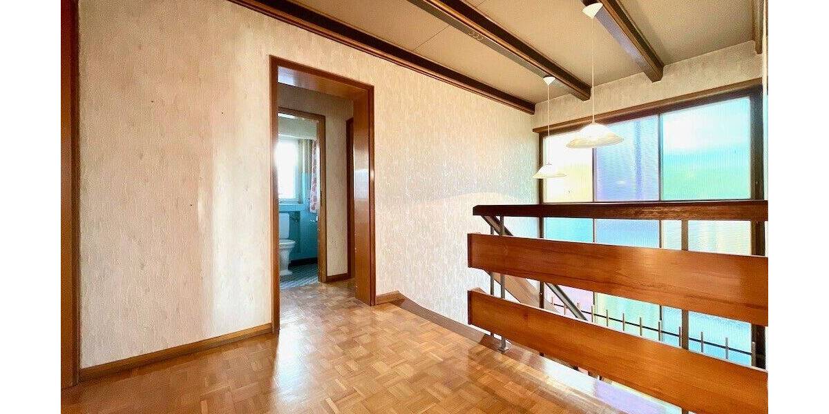 Einfamilienhaus Bad Soden Neuenhain - 7 Zimmer, 169 m&sup2;, 618.000&euro; | Angebot:26887521