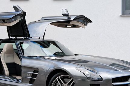 Mercedes-Benz SLS AMG 16.802 km 268.800 &euro; Taunusstein 65232