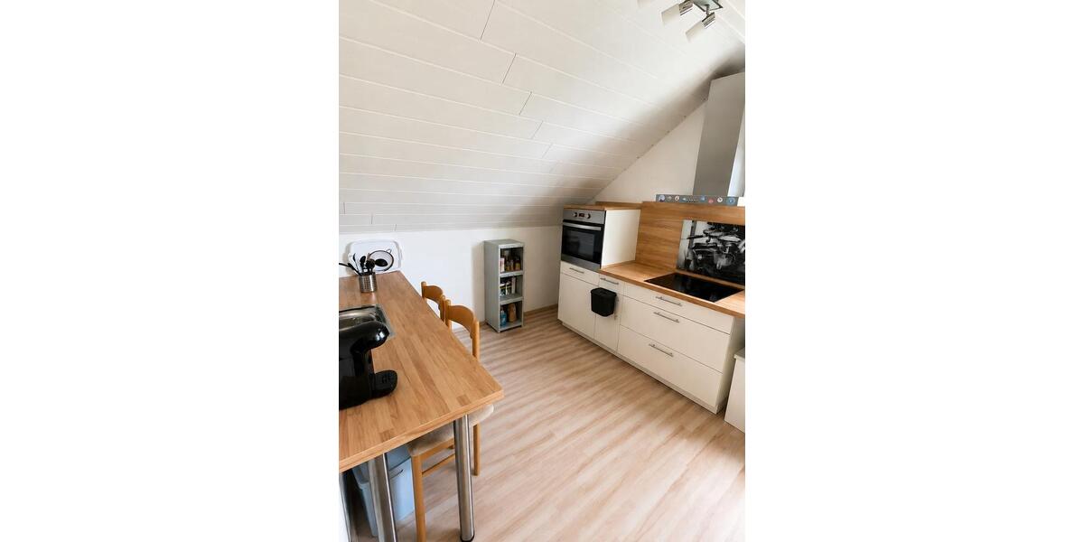 Dachgeschoßwohnung Bad Camberg - 2.5 Zimmer, 75 m&sup2;, 750&euro; | Angebot:26644170