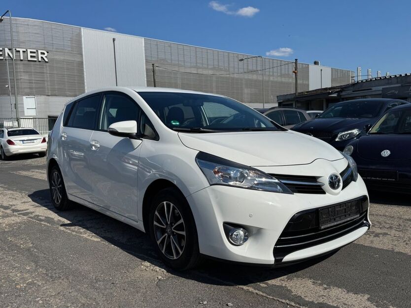 Toyota Verso 185.000 km 7.690 € Frankfurt am Main 65933