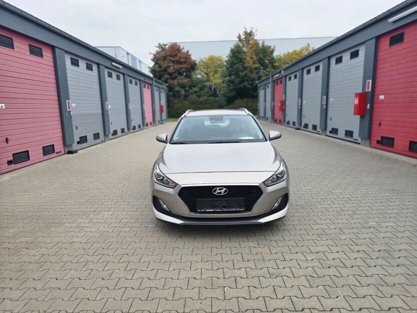 Hyundai i30 43.000 km 12.899 € Groß Gerau 64521