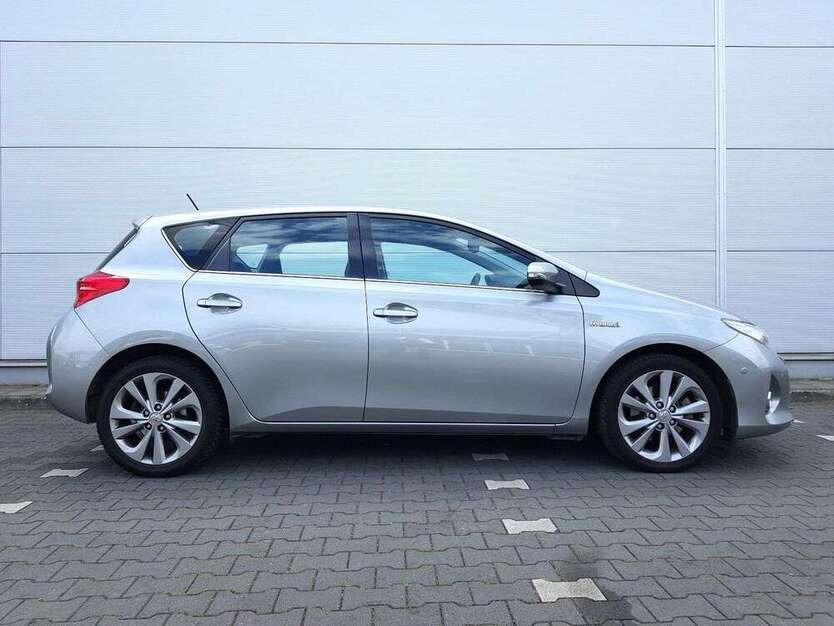 Auris