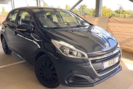 Peugeot 208 92.256 km 6.890 &euro; Ginsheim Gustavsburg 65462