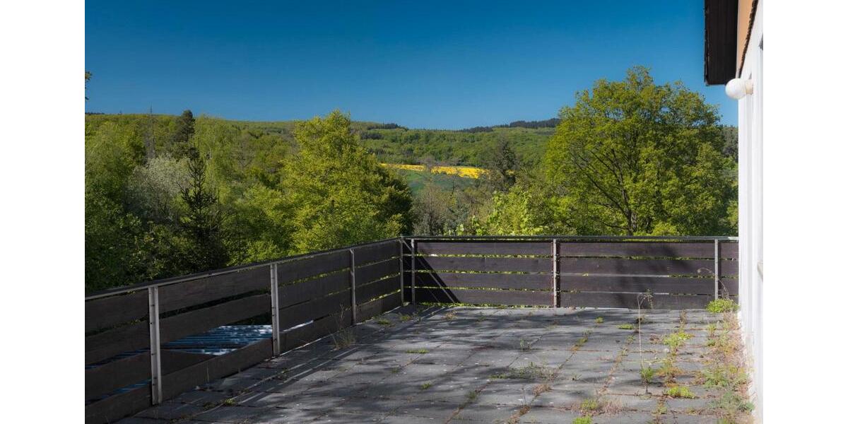 Einfamilienhaus Rüdesheim am Rhein - 10 Zimmer, 180 m&sup2;, 300.000&euro; | Angebot:26846089