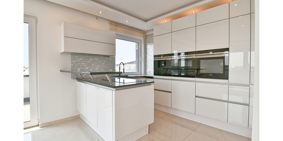 Exklusives Penthouse mit umlaufender Terrasse und gehobener Ausstattung in Kelsterbach 4 zimmer