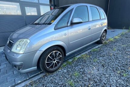 Opel Meriva 198.500 km 1.700 € Frankfurt 63075