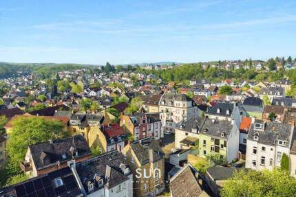 FAMILIEN(T)RAUM IN WIESBADEN - Grosszügiges Familienhaus mit Struktur und Komfort 8 zimmer