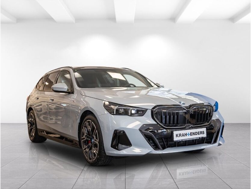 BMW i5 14.900 km 66.690 € Wiesbaden 65203