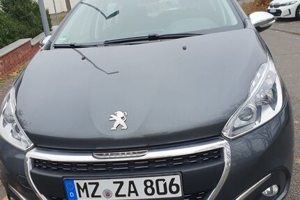Peugeot 208 16.400 km 10.500 &euro; Mainz-Finthen 55126