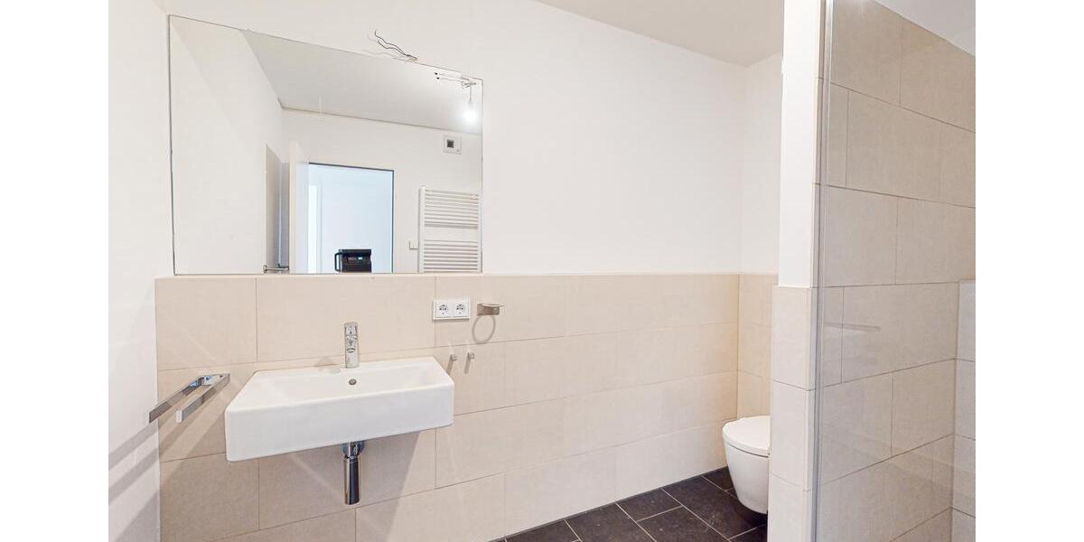 Etagenwohnung Frankfurt am Main Gallus - 2 Zimmer, 64 m&sup2;, 1.170&euro; | Angebot:26665474