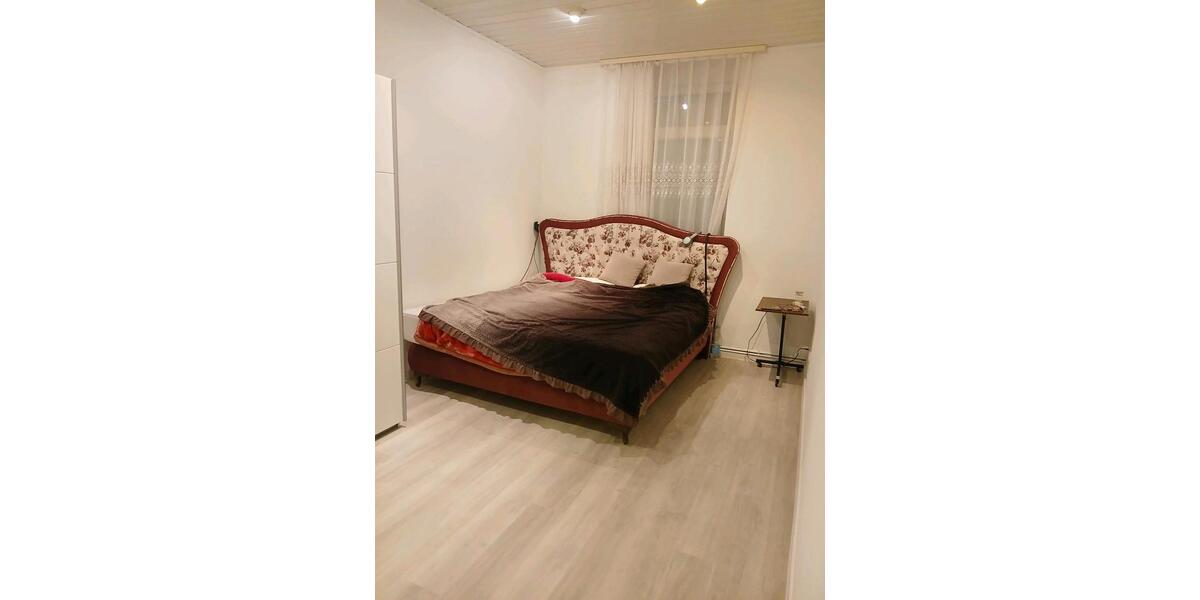 Etagenwohnung Wiesbaden - 4 Zimmer, 105 m&sup2;, 1.735&euro; | Angebot:26615120