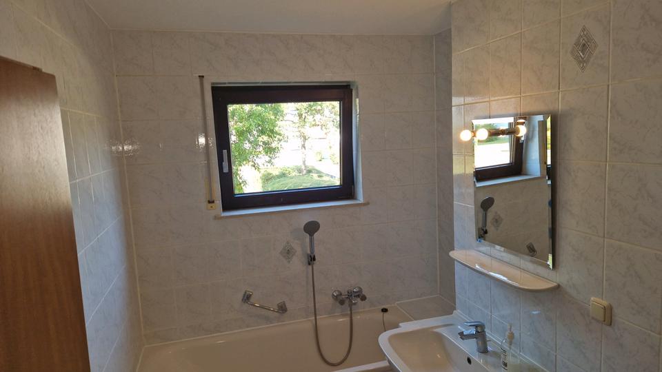 Erdgeschoßwohnung Wiesbaden Schierstein - 2 Zimmer, 65 m&sup2;, 900&euro; | Angebot:26338615