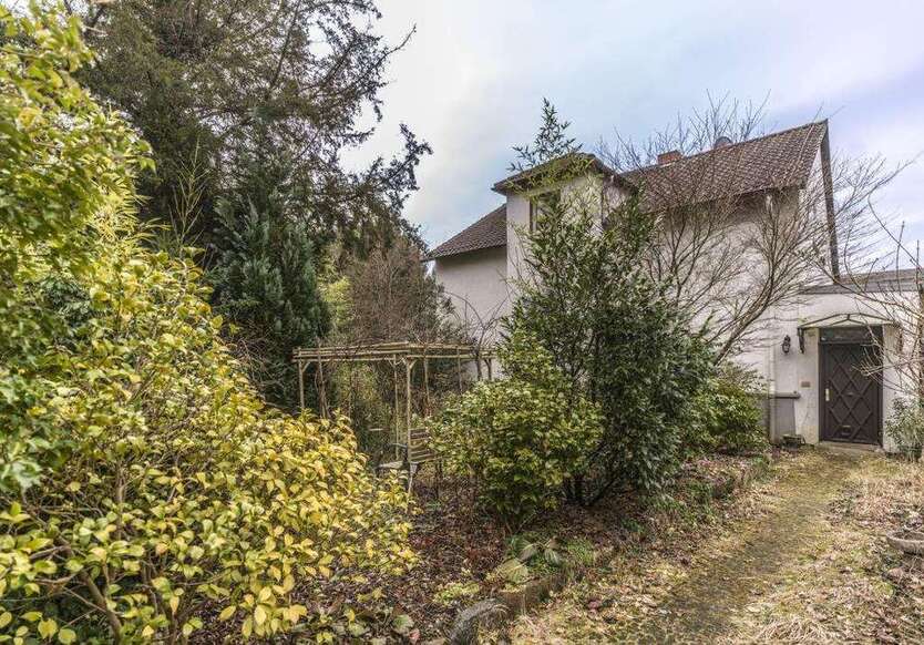 Haus zum Kaufen in Wiesbaden 1.359.000 € 159 m²