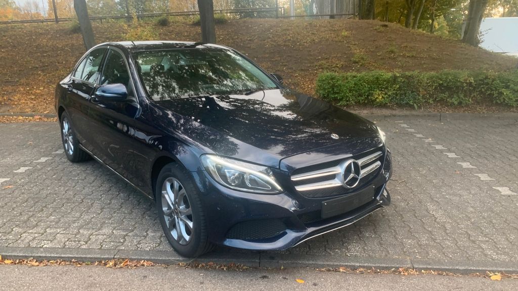 Mercedes-Benz C 250 154.976 km 21.499 &euro; Wiesbaden 65203